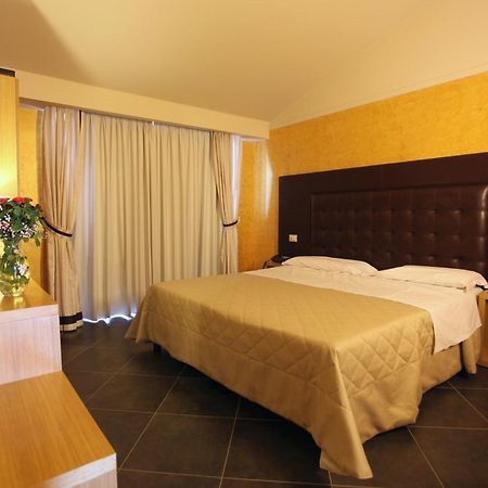 Hotel Briganti كواليانو الغرفة الصورة