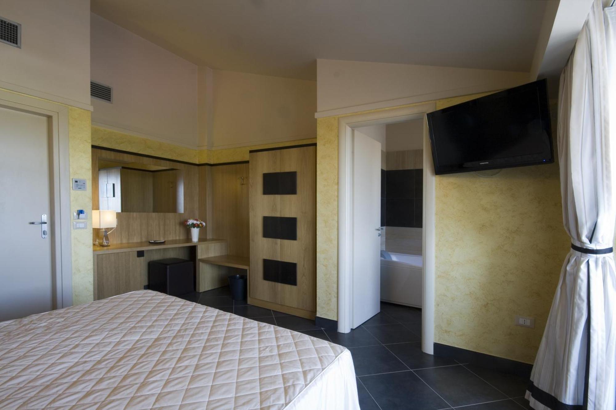 Hotel Briganti كواليانو الغرفة الصورة